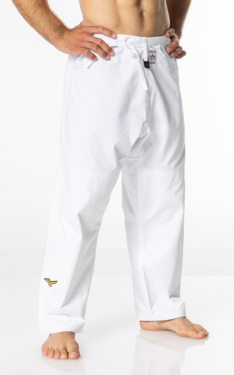 MIZUNO Yusho III Judogi, IJF, 750 g