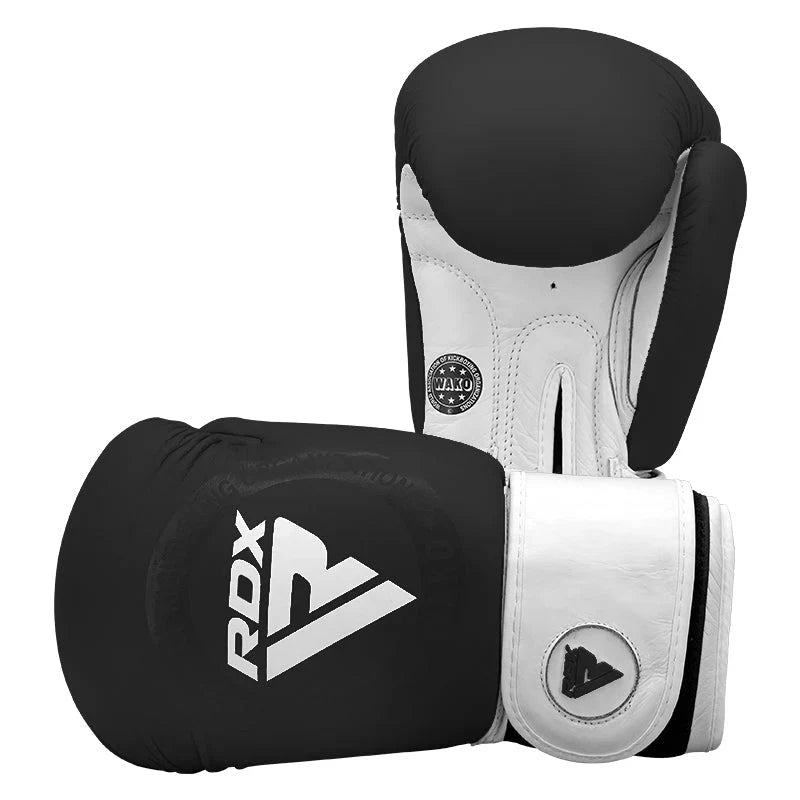 RDX WAKO Boxningshandskar T1 - Svart