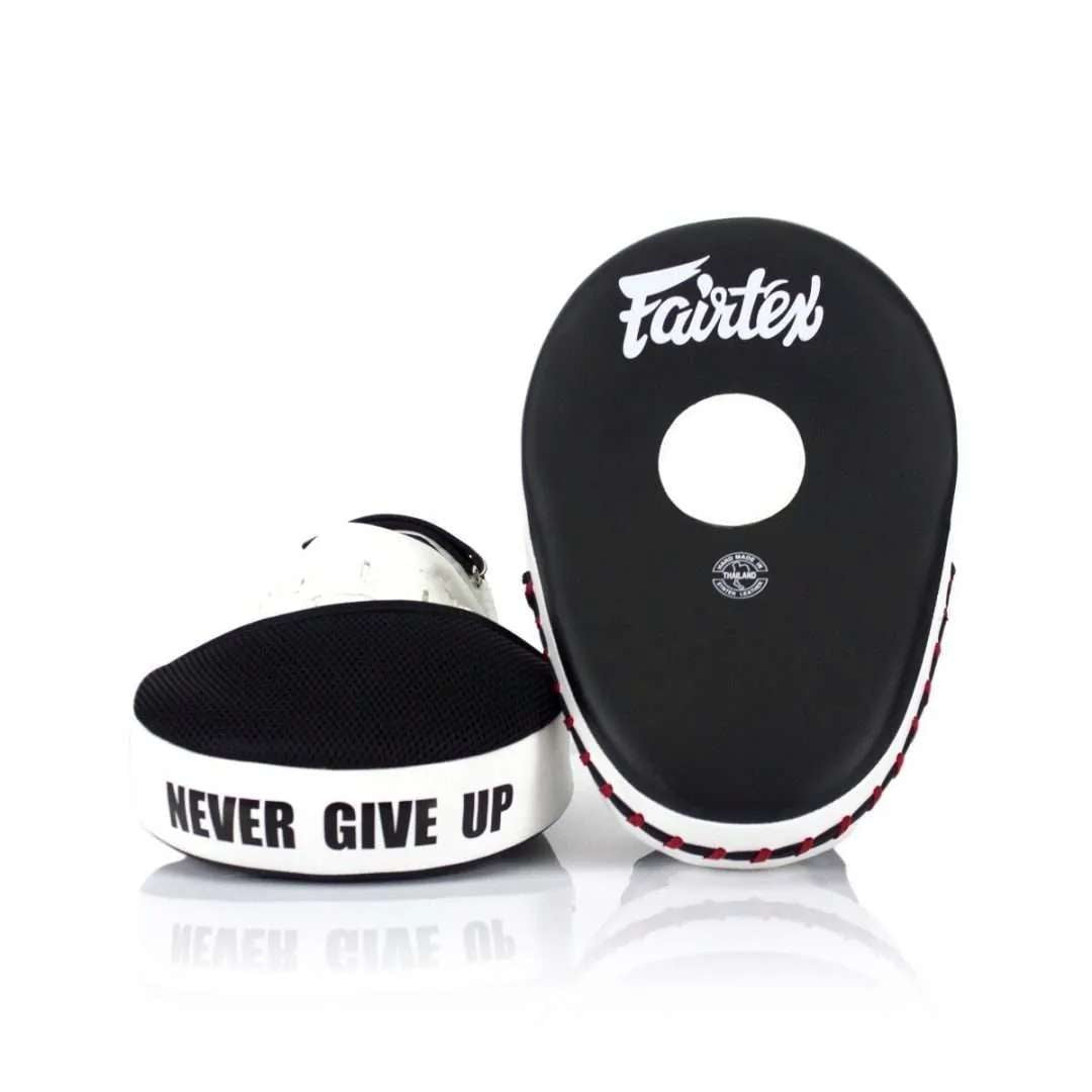 FAIRTEX FMV13 Focus Pads par - Svart-Vit